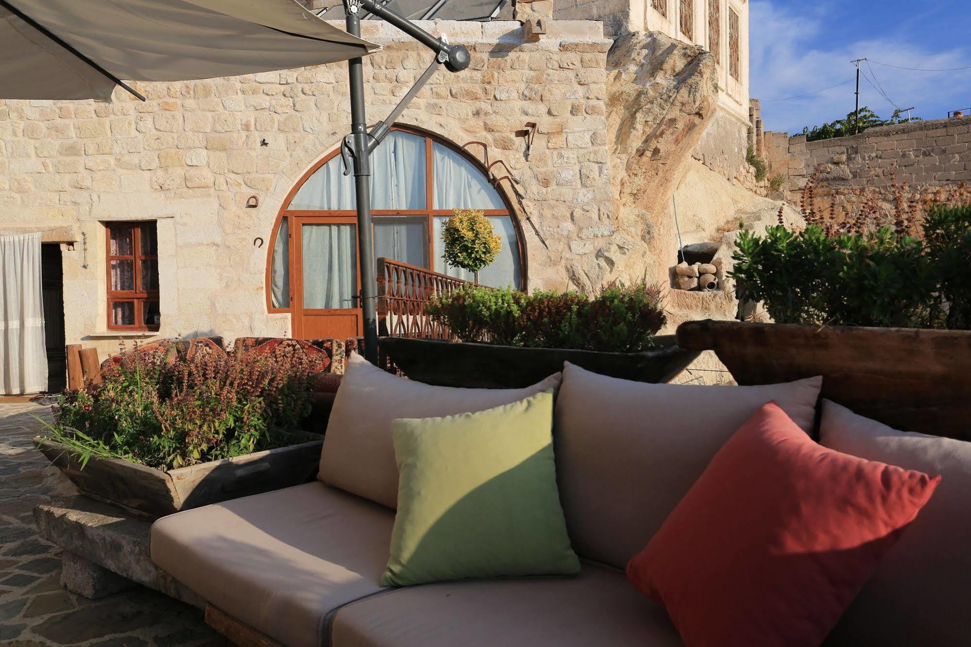 Anitya Cave House Apart Hotel Ortahisar Esterno foto
