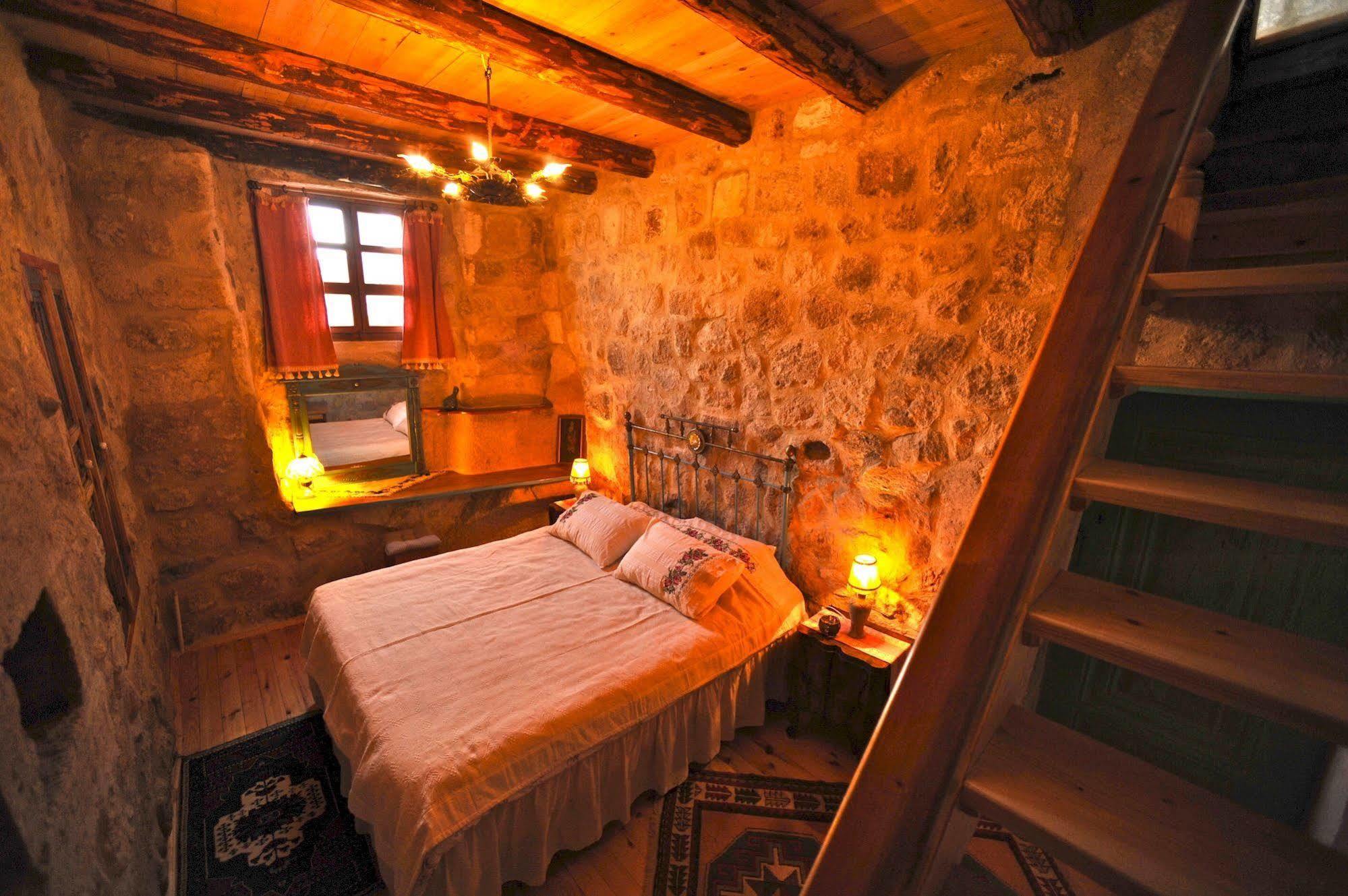 Anitya Cave House Apart Hotel Ortahisar Esterno foto